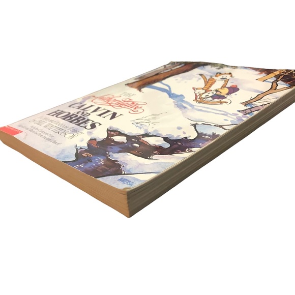 The Authoritive Calvin & Hobbes Comic Book Graphic Novel - Picture 2 of 4